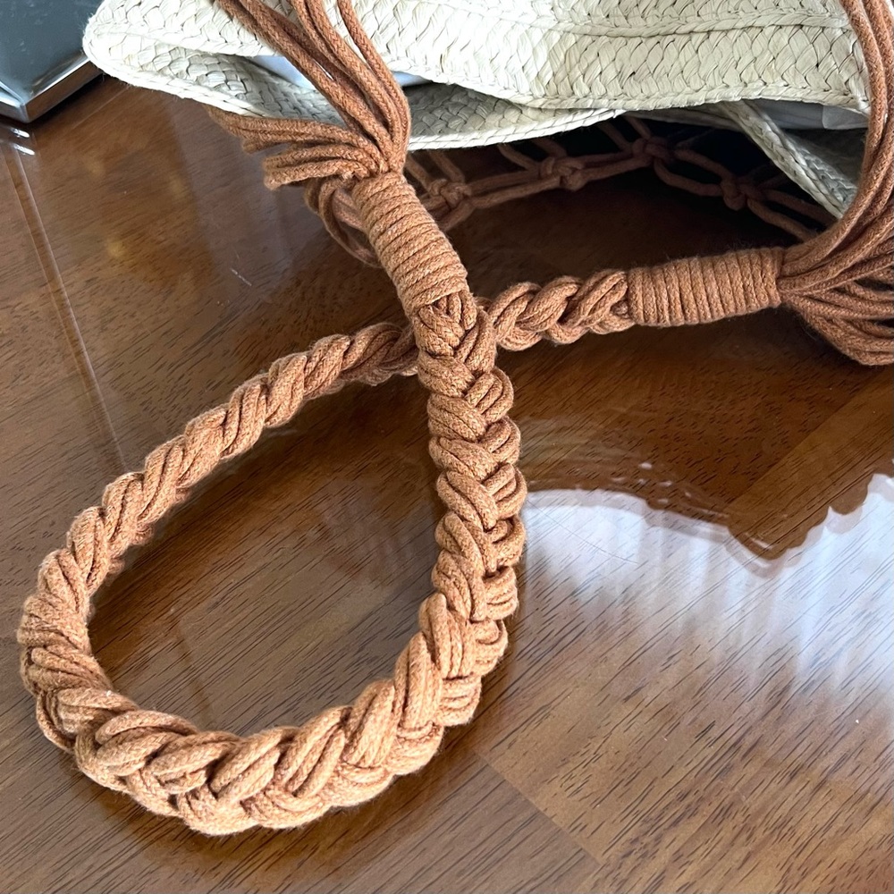 Universal Thread - Macrame Shoulder Handbag Os Go… - image 4